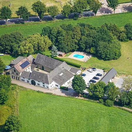 Vakantiewoning 4 דירה