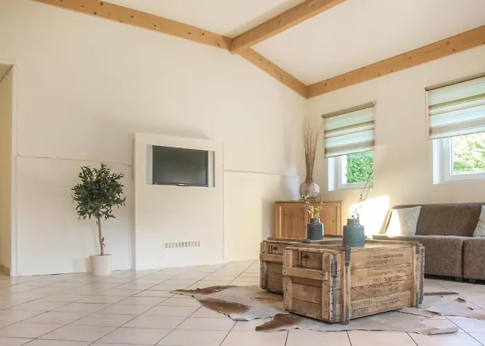 公寓 Vakantiewoning 4 *